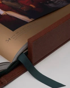 ASSOULINE Sports & Cars|Football: The Impossible Collection