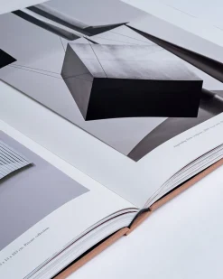 ASSOULINE Architecture & Design|Santiago Calatrava
